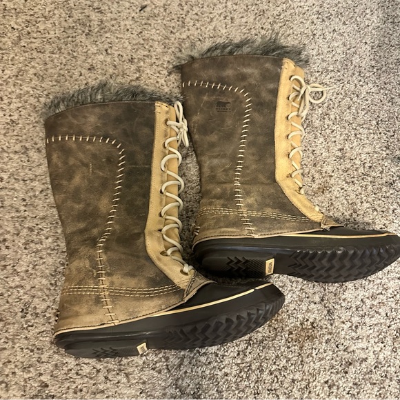 Sorel Joan of Arctic leather snow boots waterproof - size 7 - Picture 8 of 10